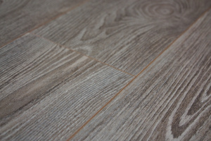 Ламинат Egger PRO 2021 (Classic 8/32 V4 GAG) EPL090 ВЫВЕДЕН Акация пёстрая 8шт уп.1.9948м2